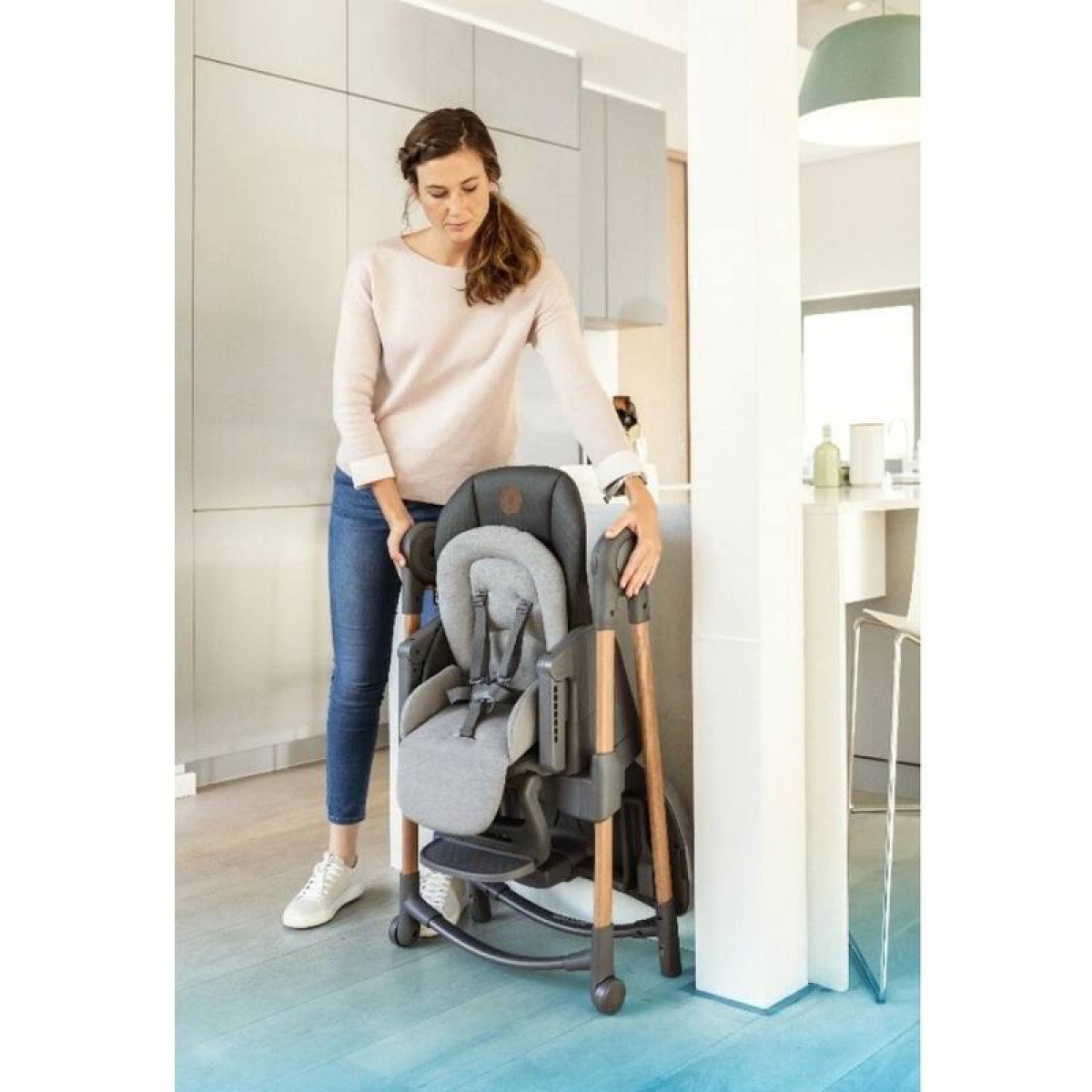 Chaise haute Maxi Cosi Minla  Graphite Essentiel – Bambino Furniture